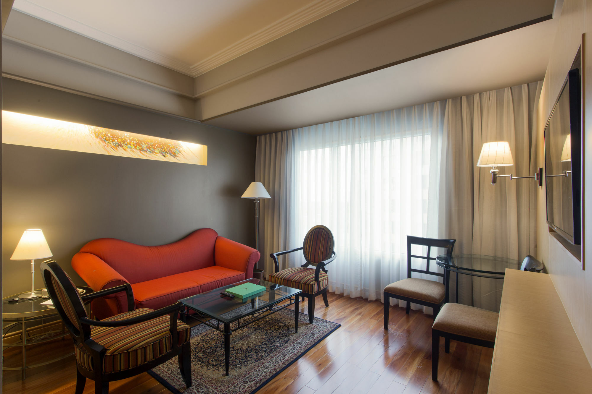 Hotel The Bellevue Manila Muntinlupa City Exterior foto